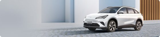 ARCFOX T5 in white, front three-quarter