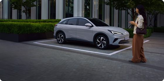 ARCFOX T5 parking assistance