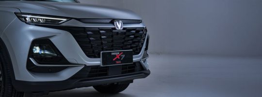 Changan Oshan X7 Black Edition blacked-out grille