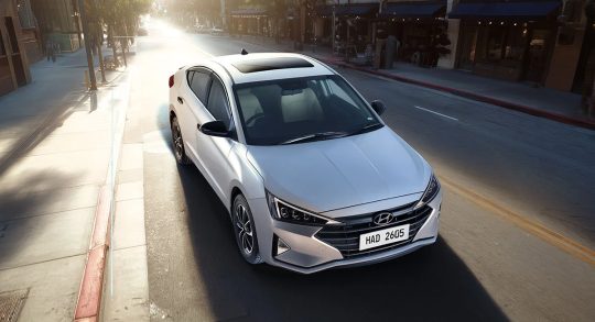 Hyundai Elantra 1.6 Special Edition cabin