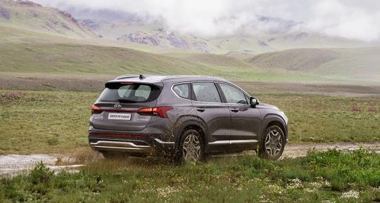 Hyundai Santa Fe cabin
