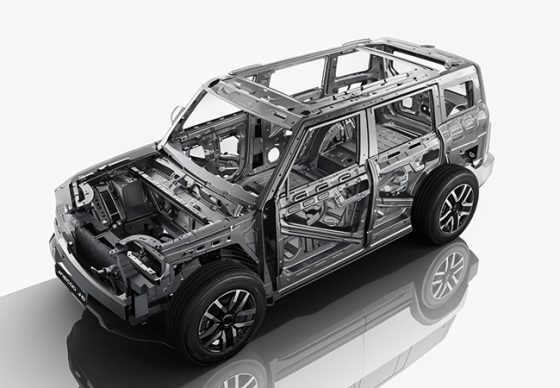 J6 all-aluminium body shell