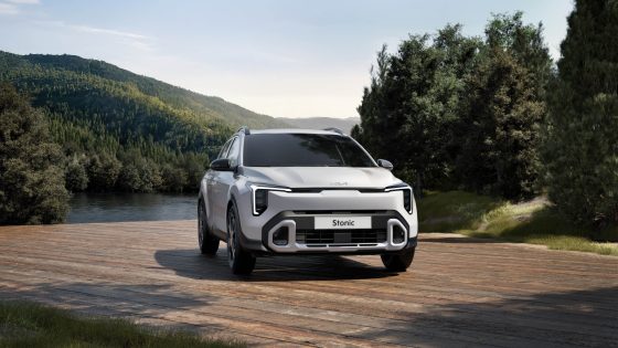 Kia Stonic GT-Line, European specification