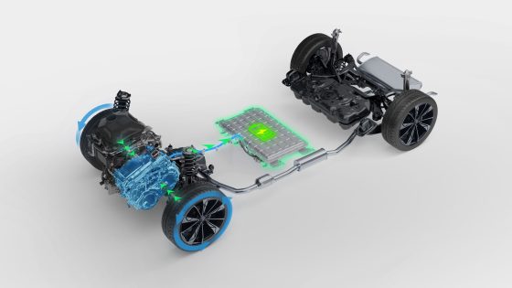 MG HS plug-in hybrid battery and drivetrain layout
