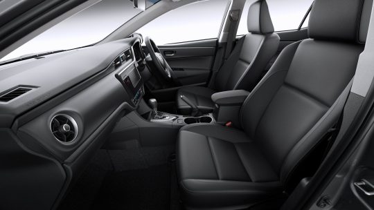Toyota Corolla Altis X front seats
