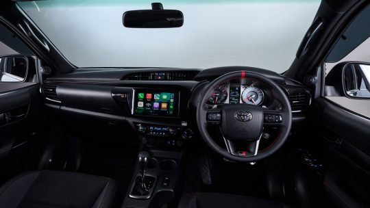 Toyota Hilux Revo dashboard