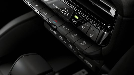 Toyota Prado 250 climate controls