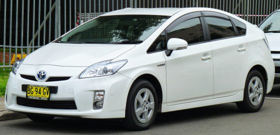Toyota Prius (XW30), front three-quarter