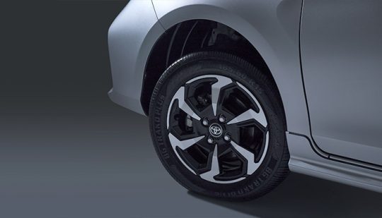 Toyota Yaris alloy wheel