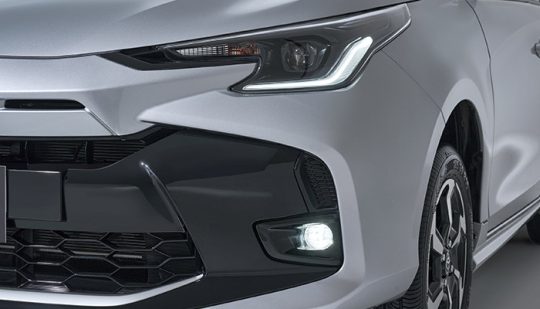 Toyota Yaris LED headlamp and fog lamp